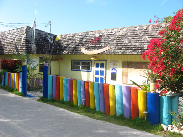 Staniel Cay, Happy people